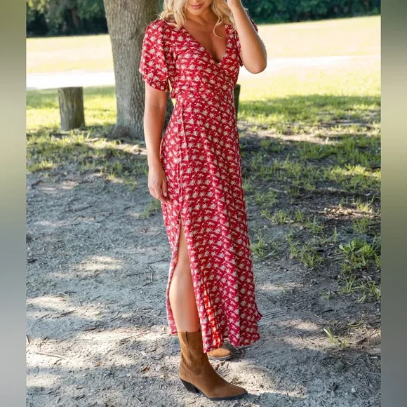 open lace back dress Red Ditsy Floral Shift Dress with Pockets